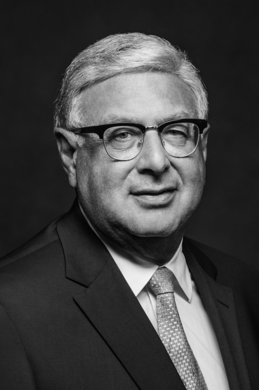 Freeman-Lawrence(headshot) (1)