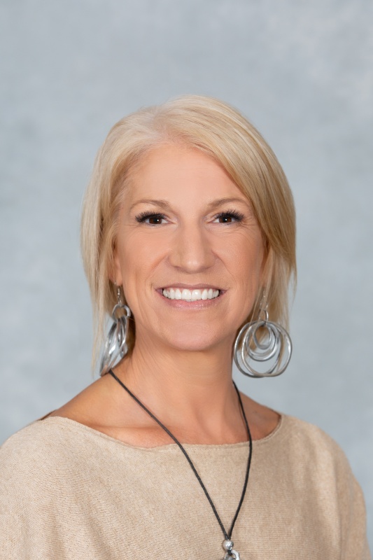 Head shot 2024